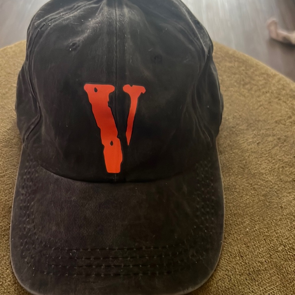 Vlone hat